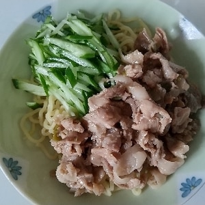 魯肉飯をアレンジ！ルーロー麺（魯肉麺）